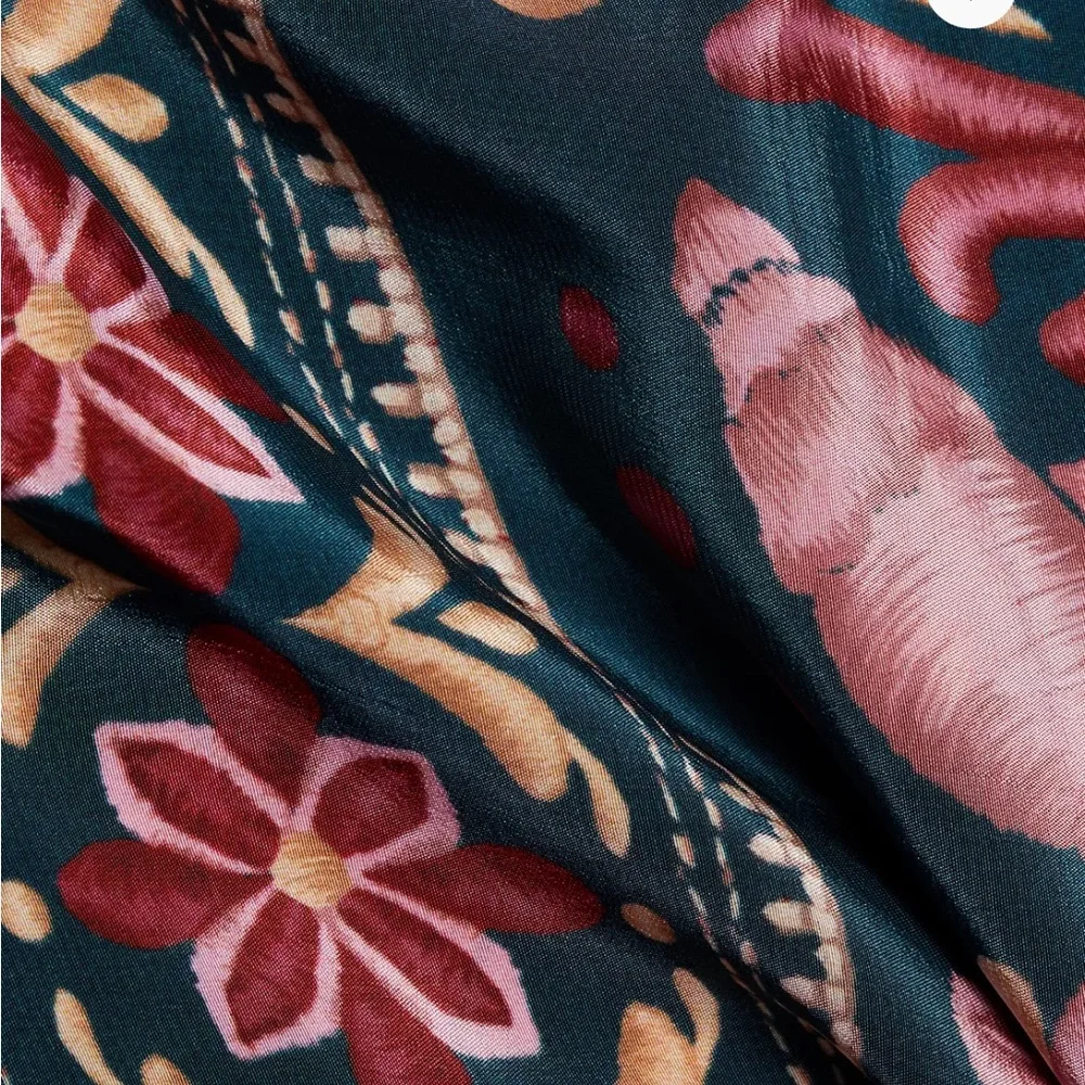 🆕 Farm Rio Seashell Tapestry Cargo Pants multiple sizes available BIN F - Picture 5 of 7